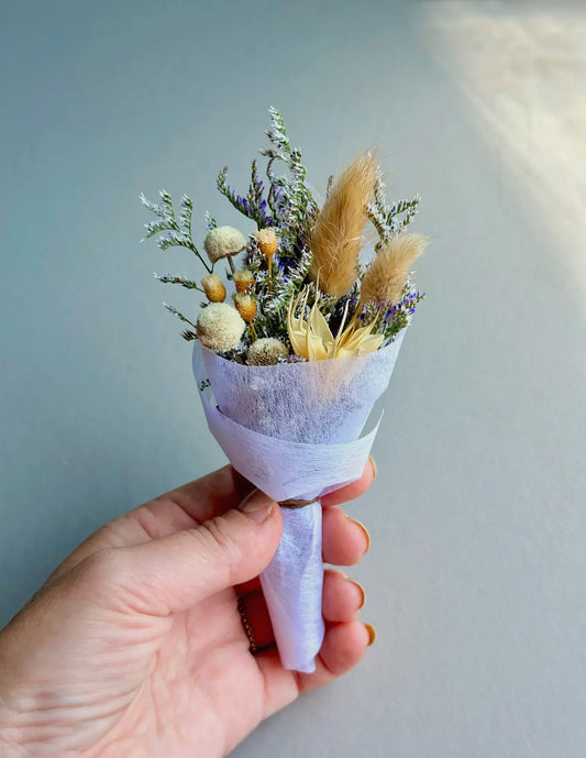 Baby Bouquet – Petite Dried Flower Arrangement